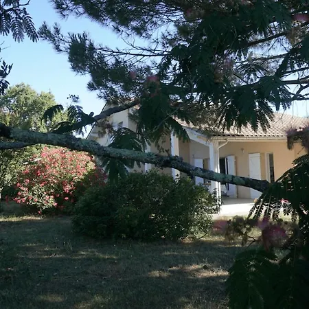 Casa de Férias House With Garden Near The Beach